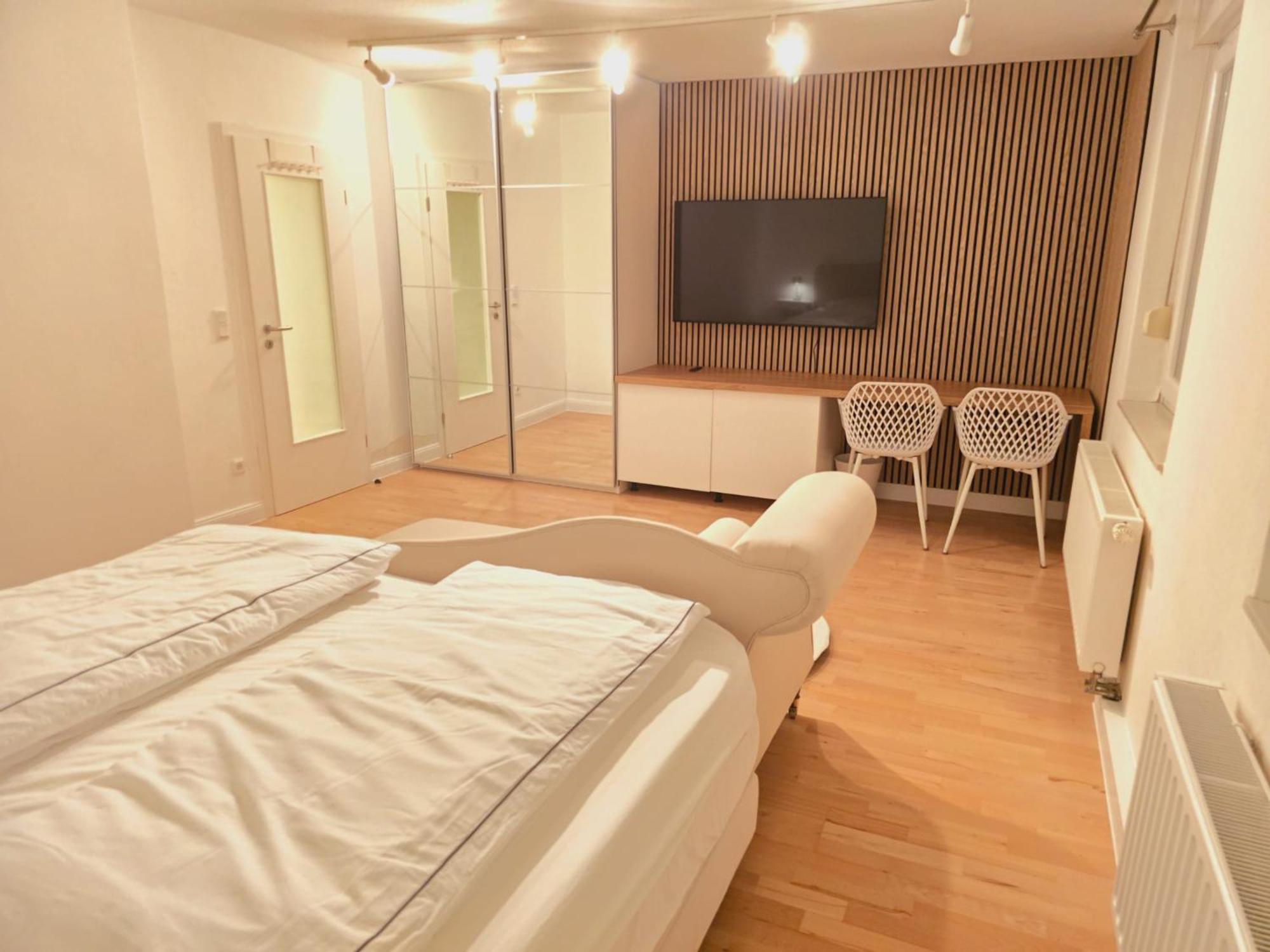 Ruhiges Privatzimmer An Der Messe Hannover Exterior photo